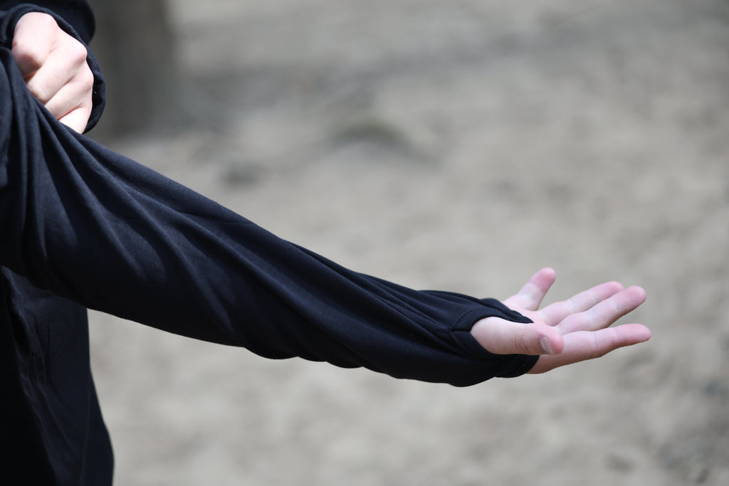 THE FLYING HOODIE | EBONY BLACK